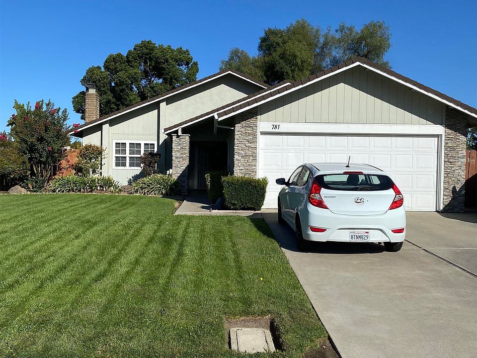 1st image of 781 Dorchester Cir