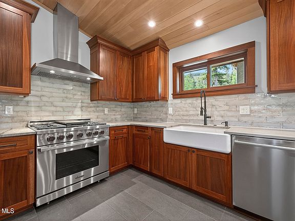 5th image of 310 Arapahoe Road