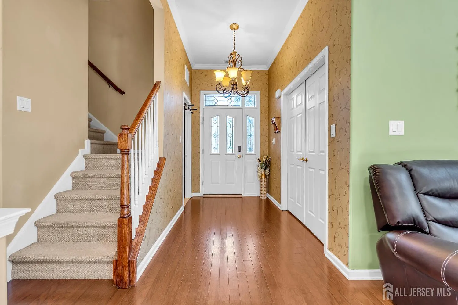 3 bed, 3.0 bath, $3,000 — Photo 4