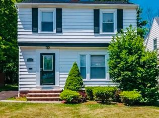 1322 Avondale Rd, South Euclid, OH 44121