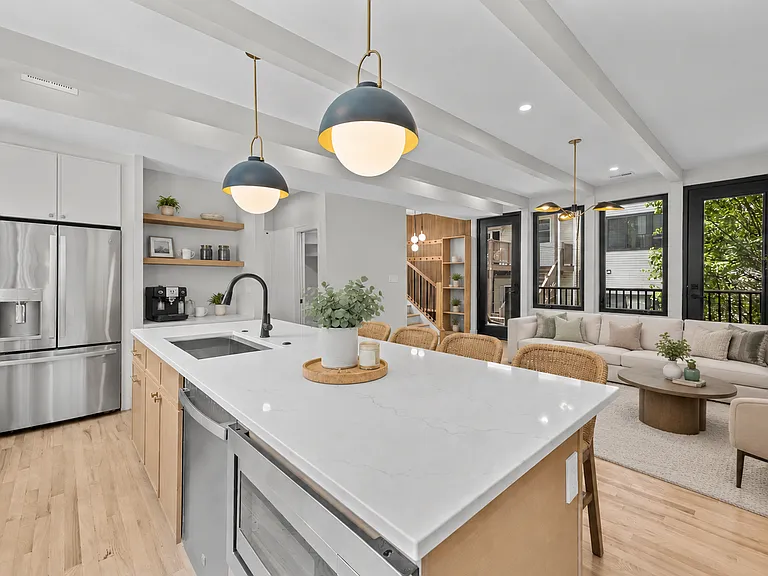 3339 N Kenmore Ave #CH — Photo 6