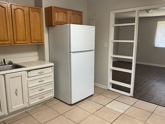 5th image of 540 W 59th St