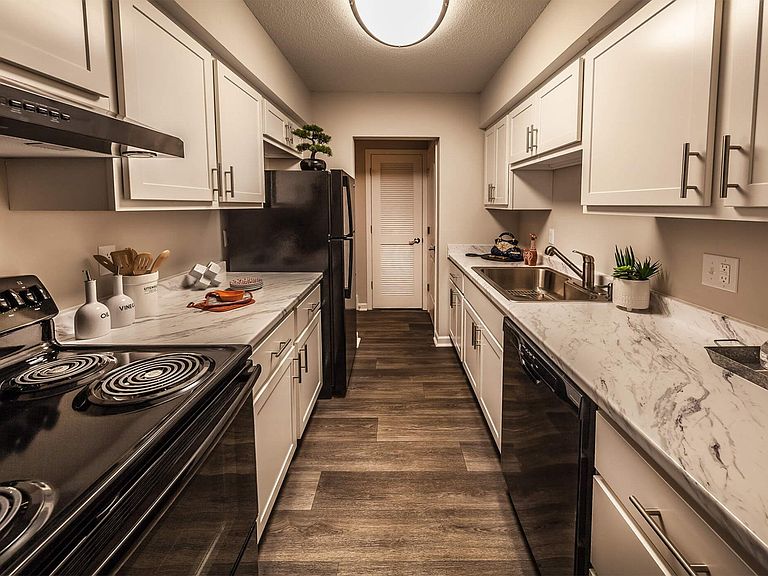The Meridian South Apartment Rentals Indianapolis, IN Zillow
