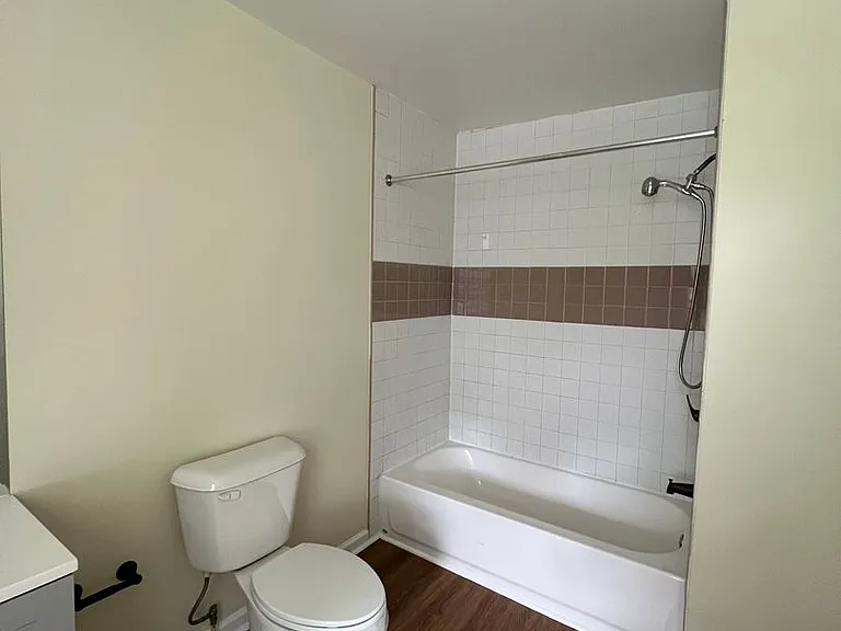 4300 Liberty Heights Ave — Photo 7