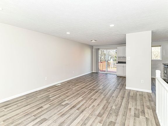 5th image of 8726 Darkwood Dr