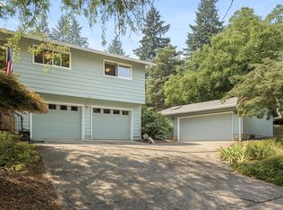 192 NW Canyon Dr, Dundee, OR 97115