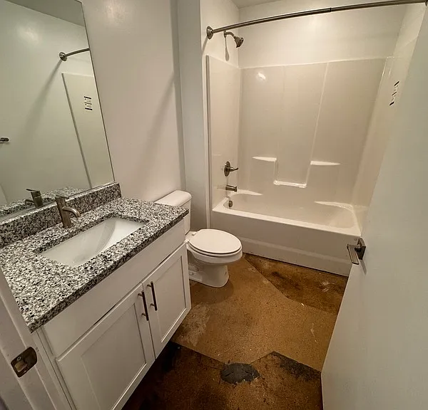 101 S Main St #7 — Photo 4