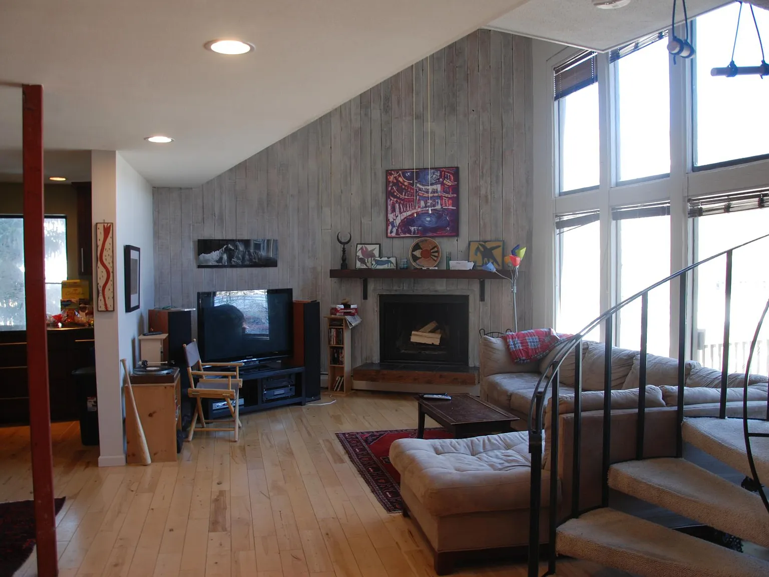 142 Eagle Dr — Photo 1