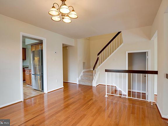 4th image of 10714 Muirfield Dr