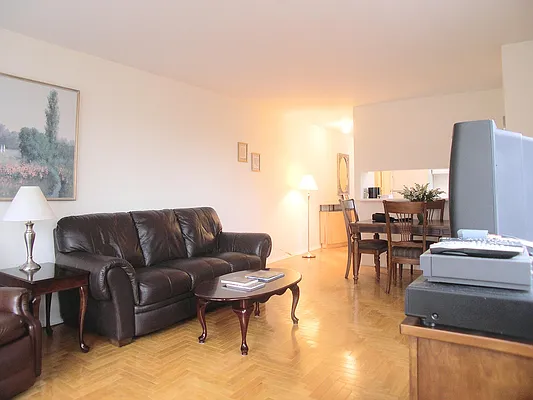 Rented by Owner | media 14