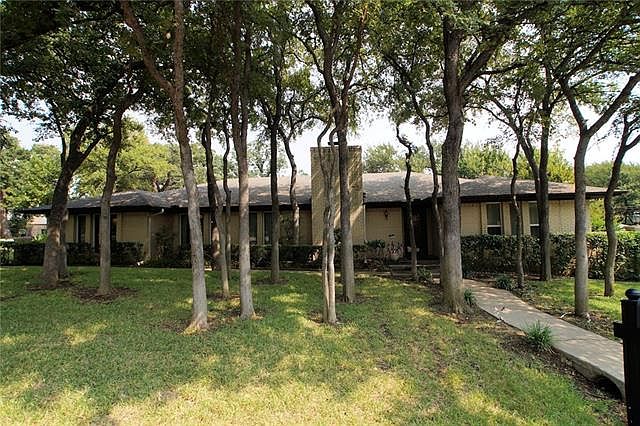 1st image of 228 Oak Forest Dr