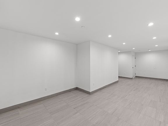 5th image of 1709 Park Pl #1F