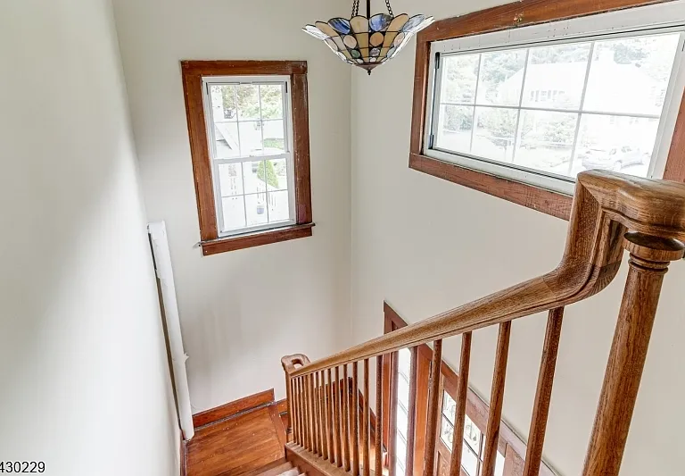 34 Fairview Ave #2 — Photo 6