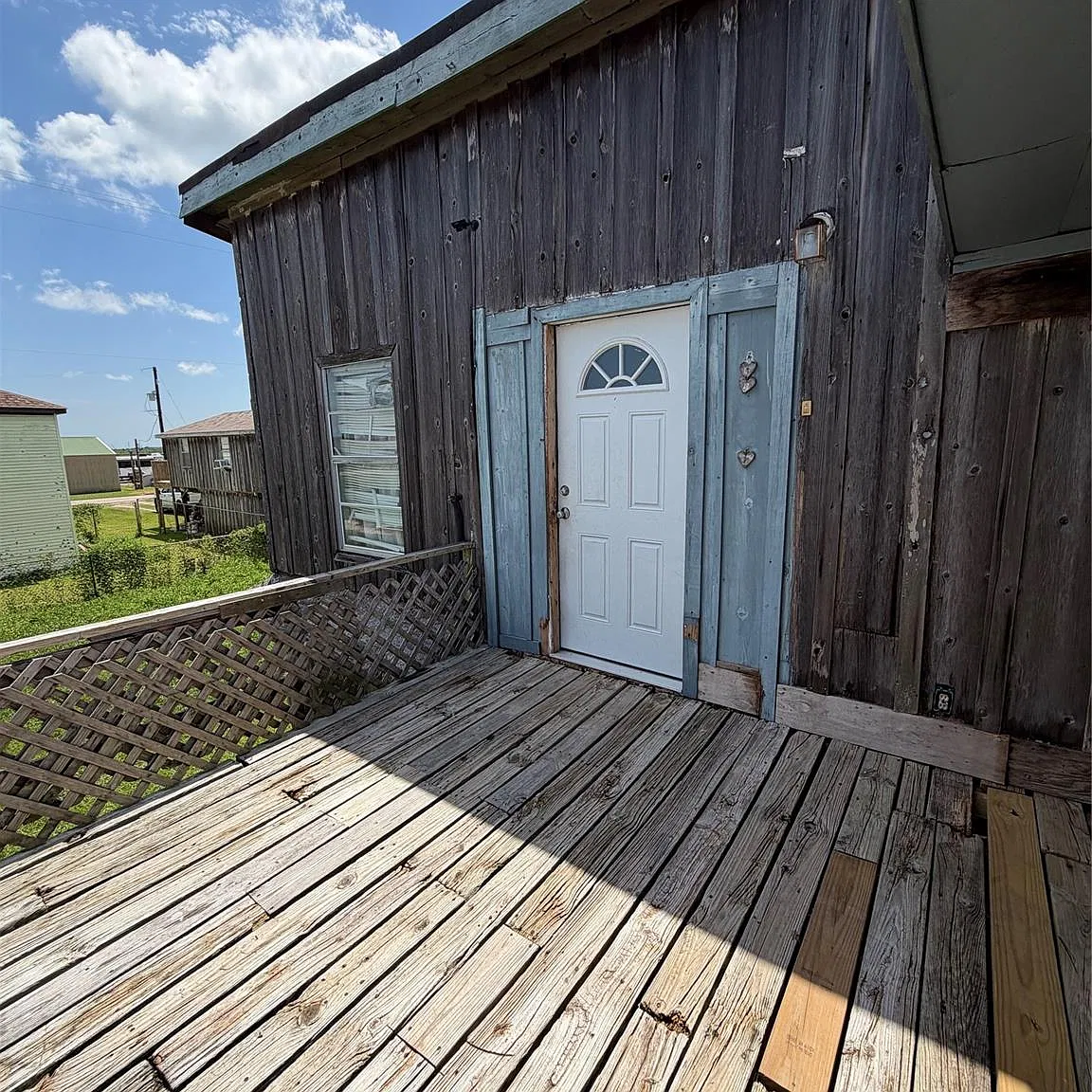 1 bed, 1.0 bath, 980 sqft, $900 — Photo 1