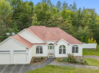 283 Skyline Rd, Bangor, ME 04401