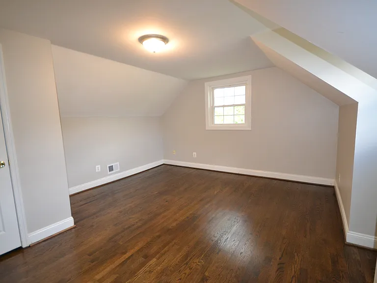 2623 Dakota St — Photo 20