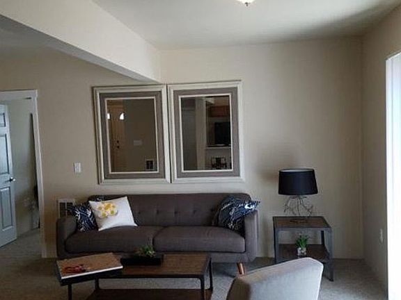 3rd image of 5201 E Upriver Dr