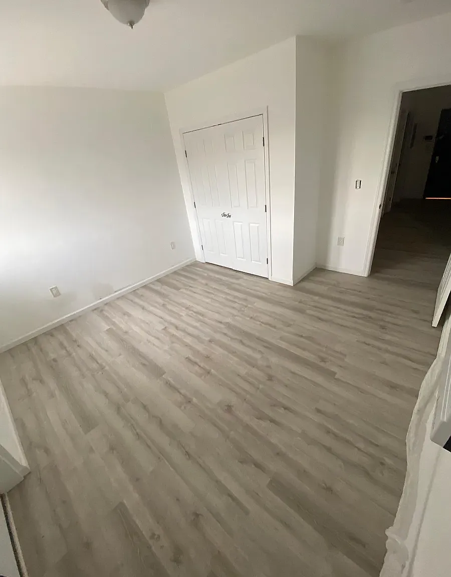 3 bed, $1,700 — Photo 1