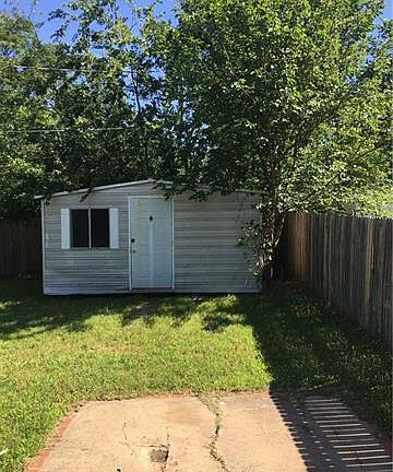 5th image of 825 Inwood Dr