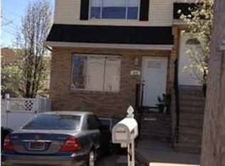 214 Hillside Ave, Staten Island, NY 10304