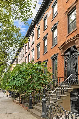 Rented by Compass | media 46