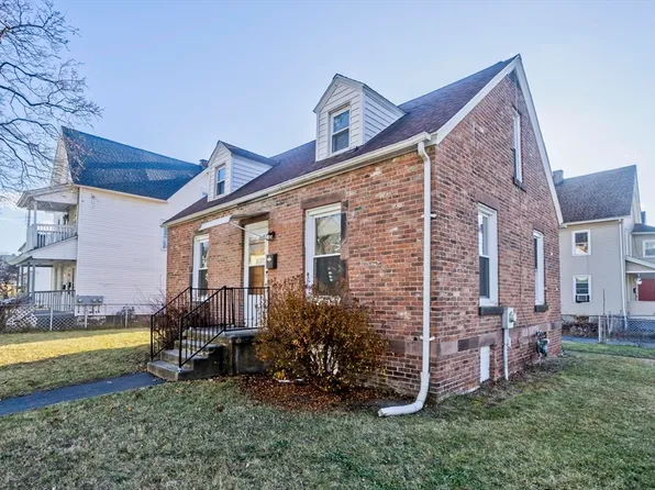 182 Massasoit St, Springfield, MA 01107