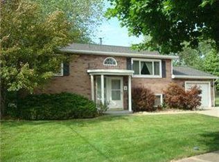 43 Mona Ct, Depew, NY