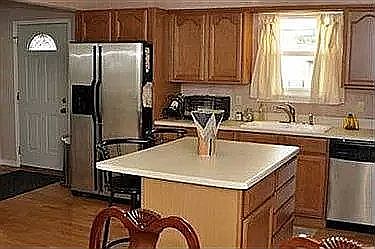 4th image of 4508 W 146th St
