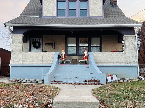 3rd image of 1919 Mentor Ave