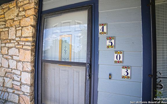 4th image of 4503 El Simpatico St