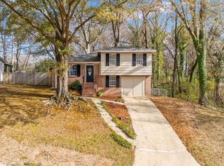 1900 Kenneth St, Fultondale, AL 35068