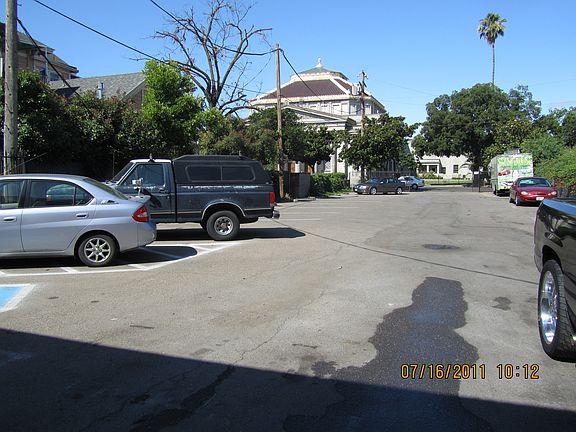2nd image of 821 N El Dorado St