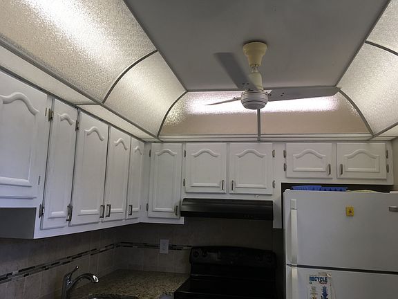 2nd image of 2300 NE 1st Ln APT 310
