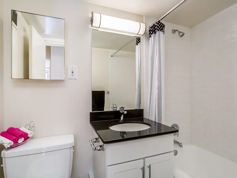 Cleveland House — Photo 14
