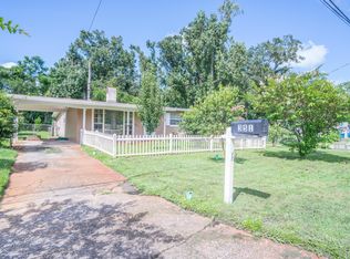 351 Renne Dr N, Jacksonville, FL 32218