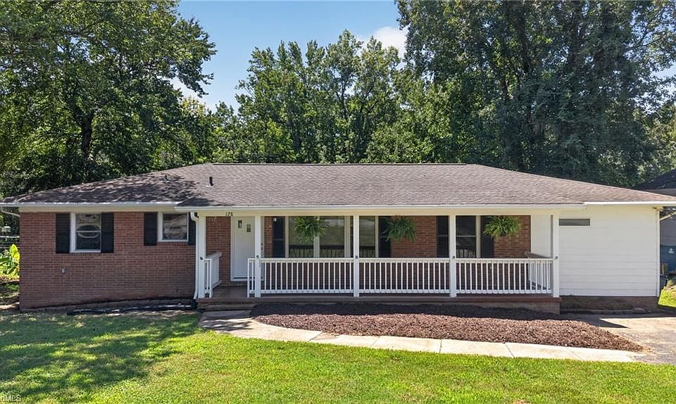 1st image of 128 Englewood Dr