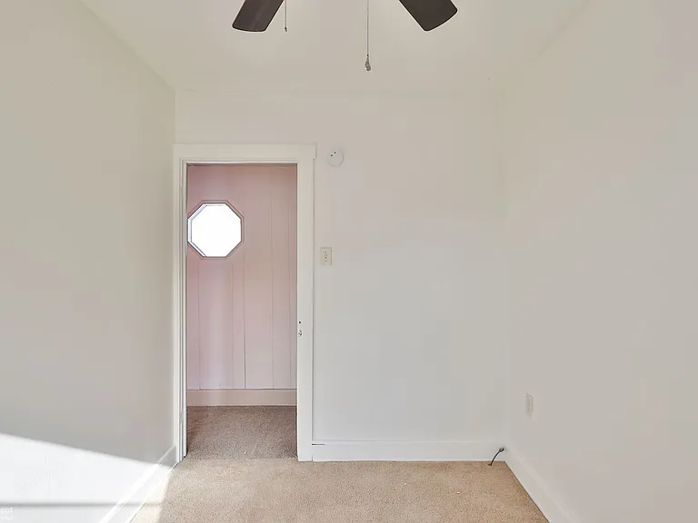 Catawissa St 50 W — Photo 14