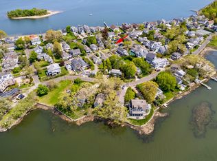 20 Park Ln, Norwalk, CT 06854