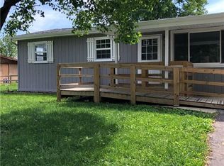 583 Clifty Dr, Columbus, IN 47201