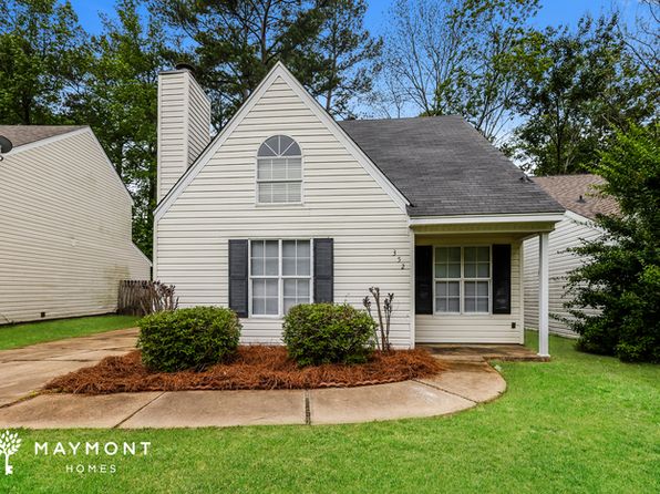 352 N Grove Cir