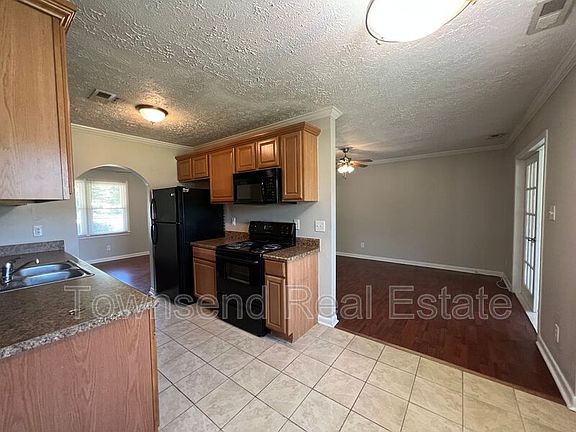 5th image of 7143 Stoney Point Rd