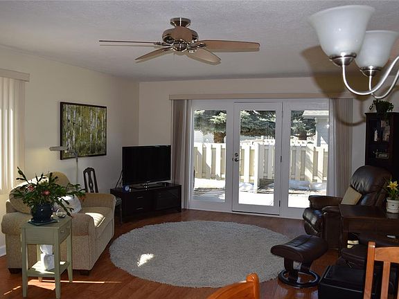 3rd image of 3940 Spruce Meadow Dr
