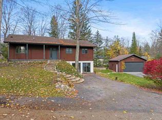 12255 Arbutus Ave, Charlevoix, MI 49720