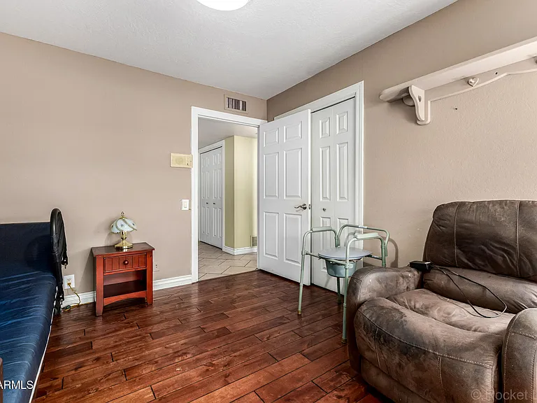 11051 N 44th Ct — Photo 20