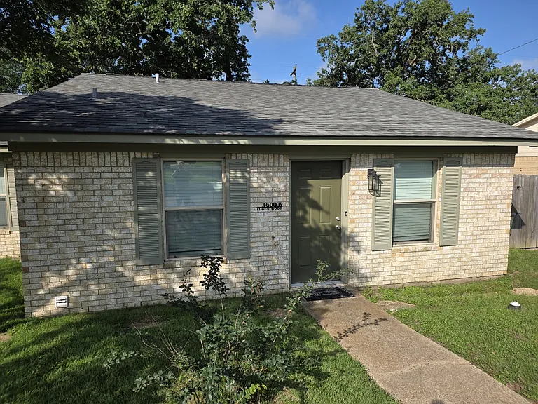 3600 Forestwood Dr #B — Photo 1
