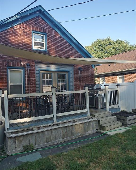 2nd image of 416 Maryland Ave