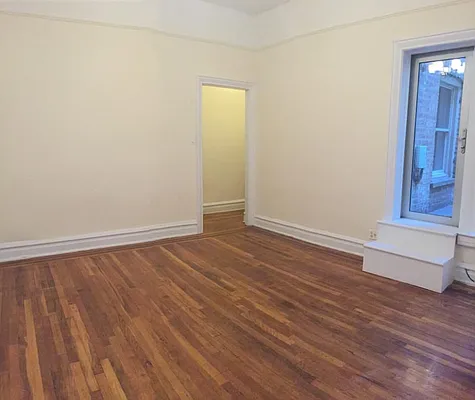 Rented by FirstService Realty (legacy) | media 42