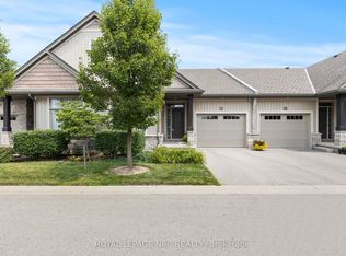 30 Blossom Cmn, Saint Catharines, ON L2M0B3