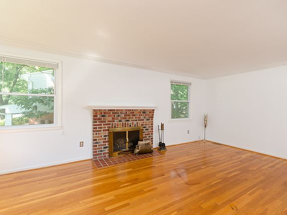 2nd image of 8304 McNeil St