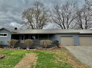 3465 Ridge Rd, Zanesville, OH 43701